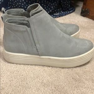 Dolce vita high top shoe